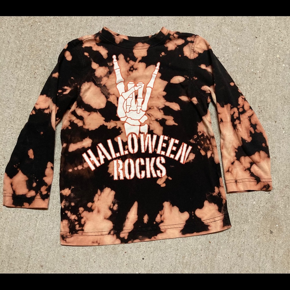 Up-Cycled “Halloween Rocks” Bleach Dyed T-Shirt